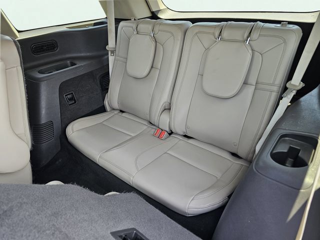 Used 2022 Lincoln Aviator Grand Touring w/ Elements Package Plus AWD/4WD image 35