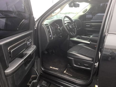 Used 2017 RAM 1500 Sport w/ Convenience Group image 9