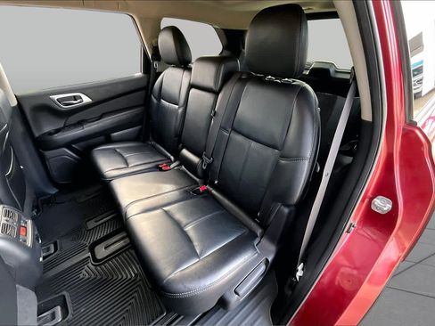 Used 2015 Nissan Pathfinder SL w/ SL Premium Package FWD image 20
