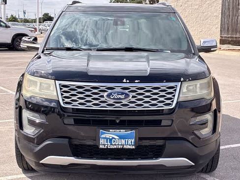 Used 2016 Ford Explorer Platinum AWD/4WD image 17