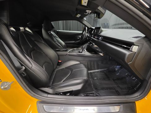 Used 2021 Toyota Supra Premium w/ Driver Assist Package RWD image 2