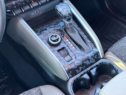 Used 2024 Chevrolet Colorado ZR2 image 25