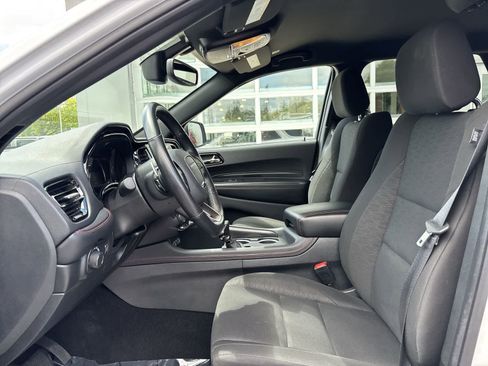 Used 2025 Dodge Durango GT AWD/4WD image 8