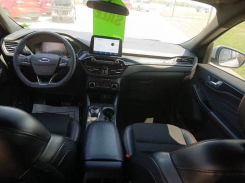 Used 2025 Ford Escape ST-Line Select AWD/4WD image 18