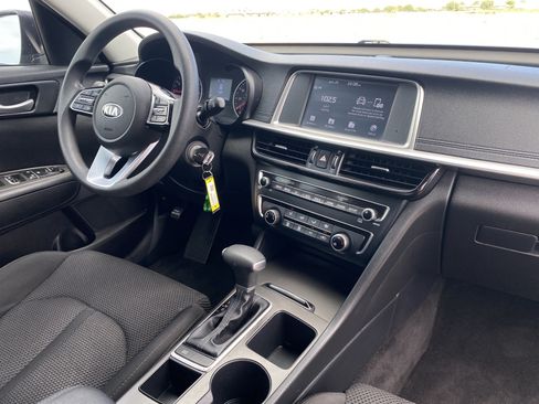Used 2019 Kia Optima LX FWD image 12