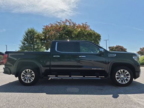 Used 2024 GMC Sierra 1500 Denali AWD/4WD image 2