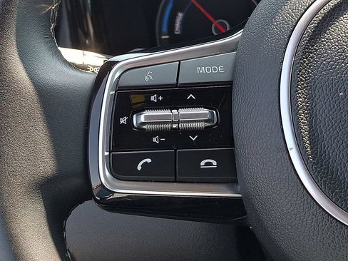 Certified 2023 Kia Sorento EX AWD/4WD image 16