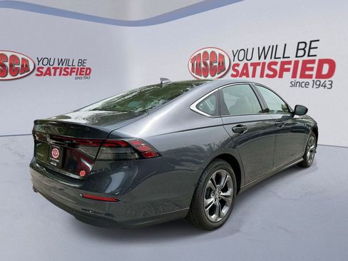 Used 2023 Honda Accord EX image 3