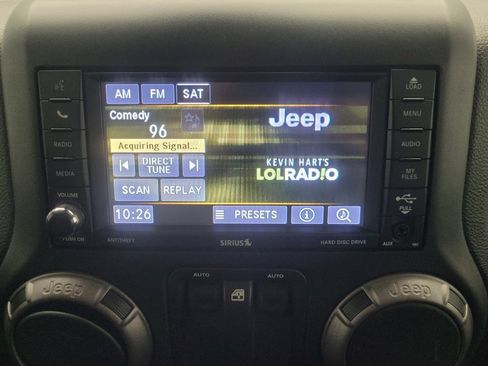 Used 2018 Jeep Wrangler Sport AWD/4WD image 25