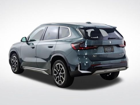 Used 2023 BMW X1 xDrive28i w/ Convenience Package AWD/4WD image 3