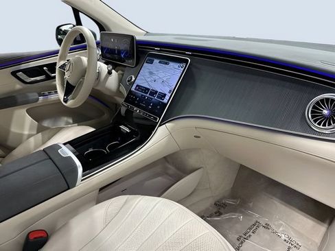 Certified 2023 Mercedes-Benz EQS 450+ SUV image 11