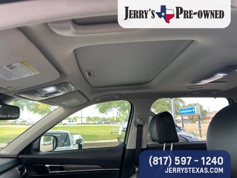 Used 2022 Kia Telluride EX w/ EX Premium Package AWD/4WD image 9