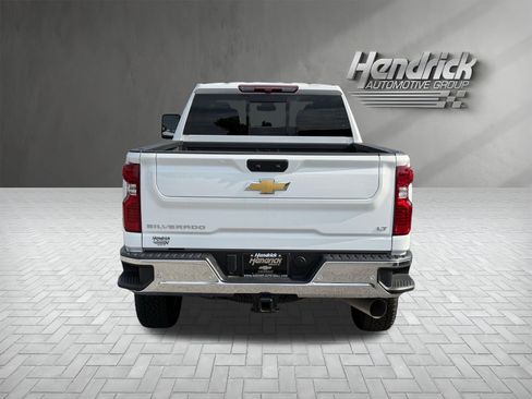 Used 2026 Chevrolet Silverado 2500 LT w/ Safety Package AWD/4WD image 9