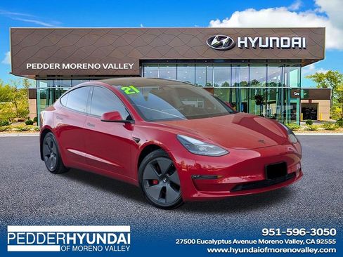 Used 2021 Tesla Model 3 Long Range image 1