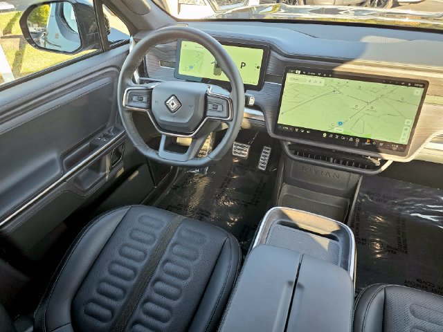 Used 2024 Rivian R1T Adventure Dual AWD/4WD image 30