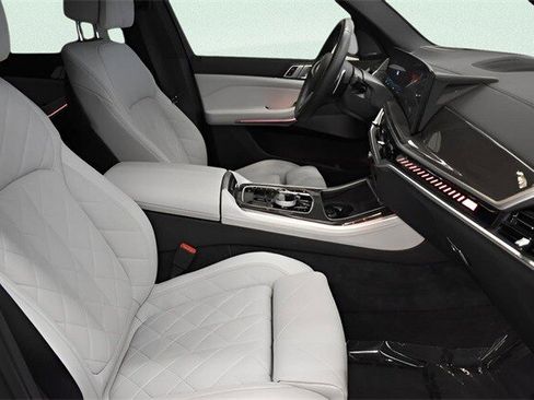Used 2024 BMW X5 M60i w/ Executive Package image 21