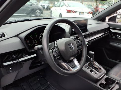 Used 2023 Honda CR-V Sport Touring image 5