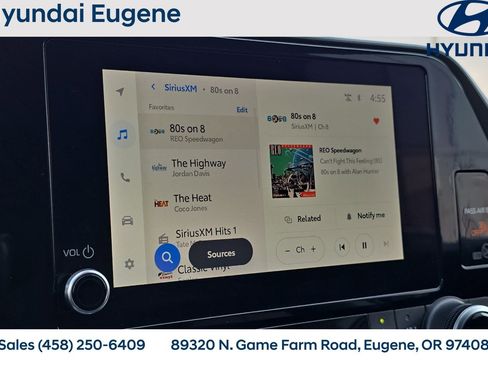 Used 2024 Toyota Highlander LE image 25