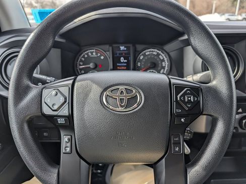 Used 2023 Toyota Tacoma SR AWD/4WD image 21