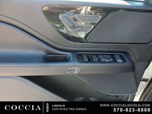 Certified 2022 Lincoln Aviator AWD w/ Premium Package image 13