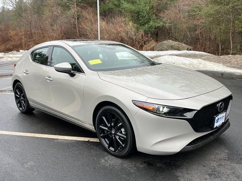 Used 2025 MAZDA MAZDA3 2.5 S Premium Package image 7