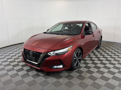 Used 2023 Nissan Sentra SR FWD image 2