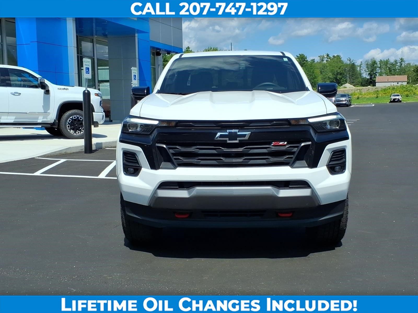 Used 2026 Chevrolet Colorado Z71 w/ Technology Package AWD/4WD image 2