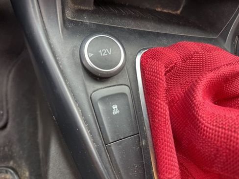 Used 2017 Ford Focus ST image 33