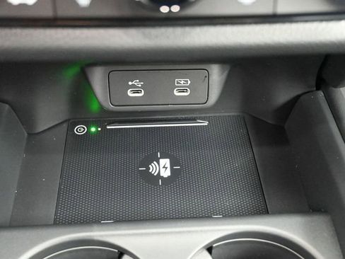 New 2026 Honda HR-V LX image 4