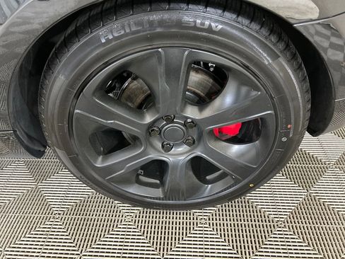 Used 2019 Land Rover Range Rover Sport Supercharged image 9