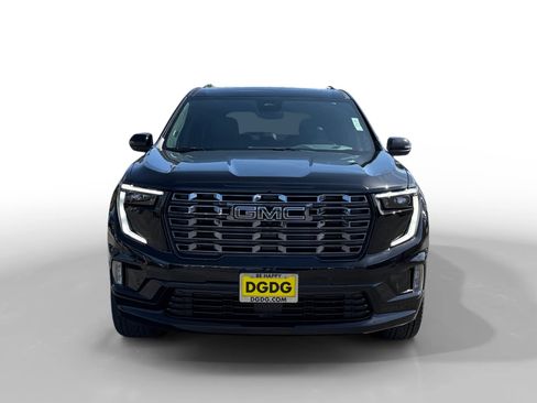 New 2026 GMC Acadia Denali Ultimate w/ LPO, Floor Liner Package AWD/4WD image 8
