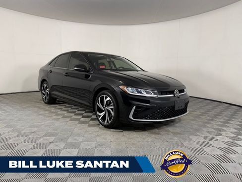 Used 2025 Volkswagen Jetta SEL FWD image 1
