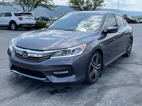 Used 2017 Honda Accord Sport Special Edition image 1