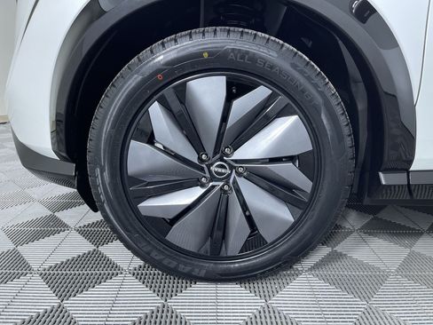 Certified 2024 Nissan Ariya AWD image 26