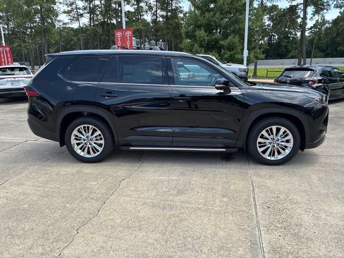 New 2026 Toyota Grand Highlander AWD image 8