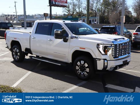 Used 2025 GMC Sierra 2500 Denali w/ Technology Package image 1