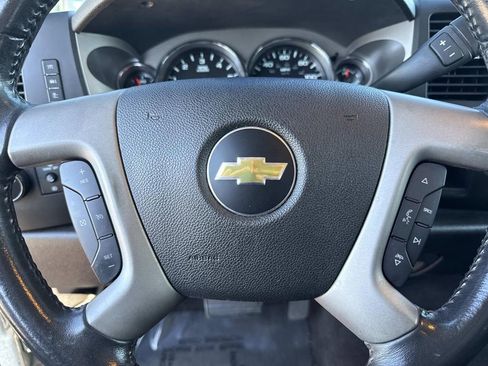 Used 2011 Chevrolet Silverado 1500 LT w/ Florida Edition image 24