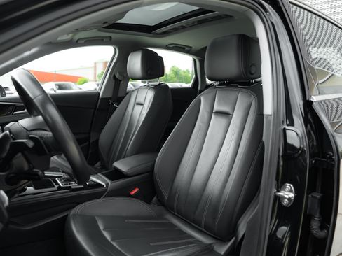 Used 2021 Audi A4 2.0T Premium Plus w/ Premium Plus Package AWD/4WD image 22
