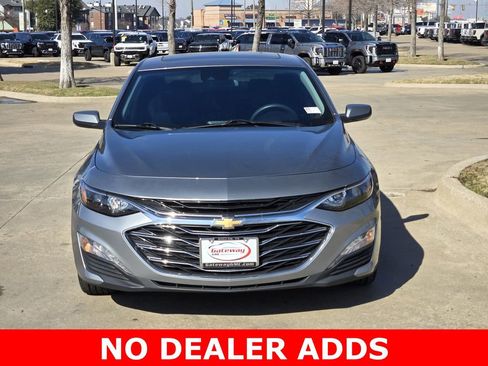 Used 2024 Chevrolet Malibu LT image 2