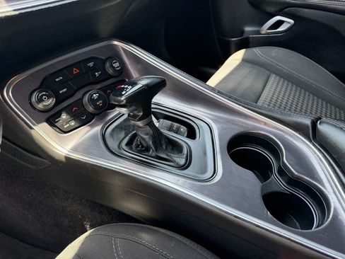 Used 2018 Dodge Challenger SXT RWD image 13