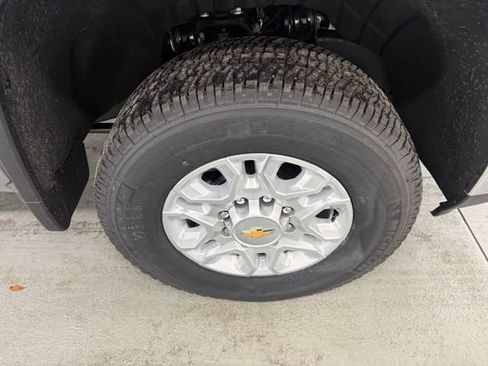 New 2026 Chevrolet Silverado 3500 LT w/ Convenience Package AWD/4WD image 4