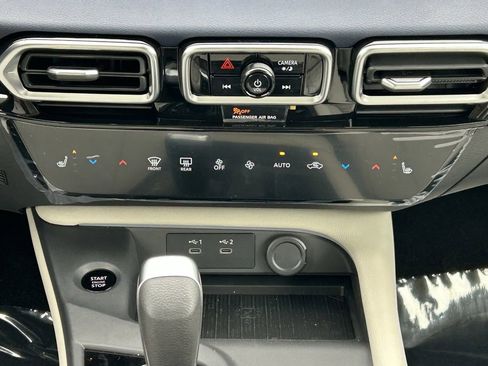 New 2026 Nissan Sentra SL w/ Floor Mat Package image 13