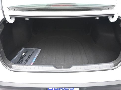 New 2025 Kia K4 FWD image 32