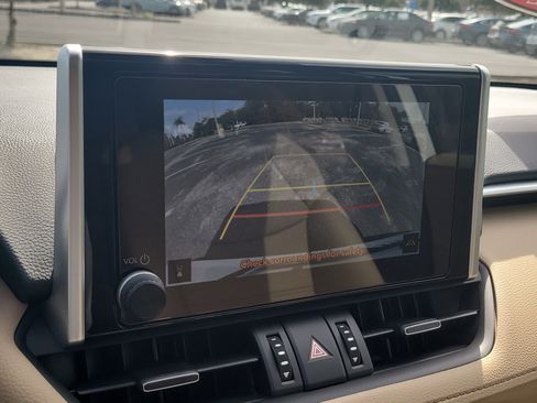 Used 2025 Toyota RAV4 XLE Premium image 26