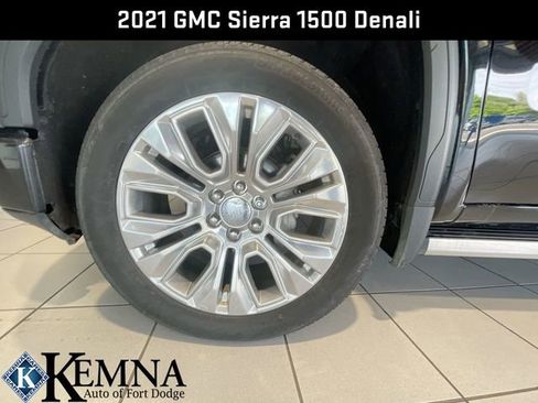 Used 2021 GMC Sierra 1500 Denali w/ Denali Premium Package image 39