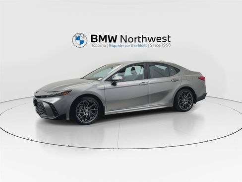 Used 2025 Toyota Camry SE w/ Multimedia Upgrade Package AWD/4WD image 10