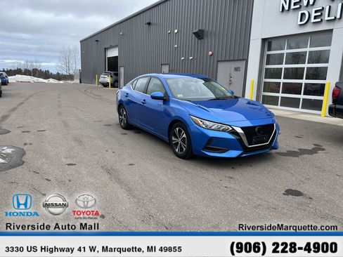 Used 2021 Nissan Sentra SV image 1