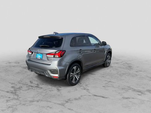 Used 2024 Mitsubishi Outlander Sport SE image 8
