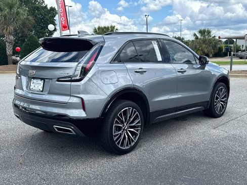 Used 2024 Cadillac XT4 Sport FWD image 3