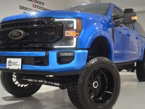 Used 2020 Ford F250 Lariat image 1